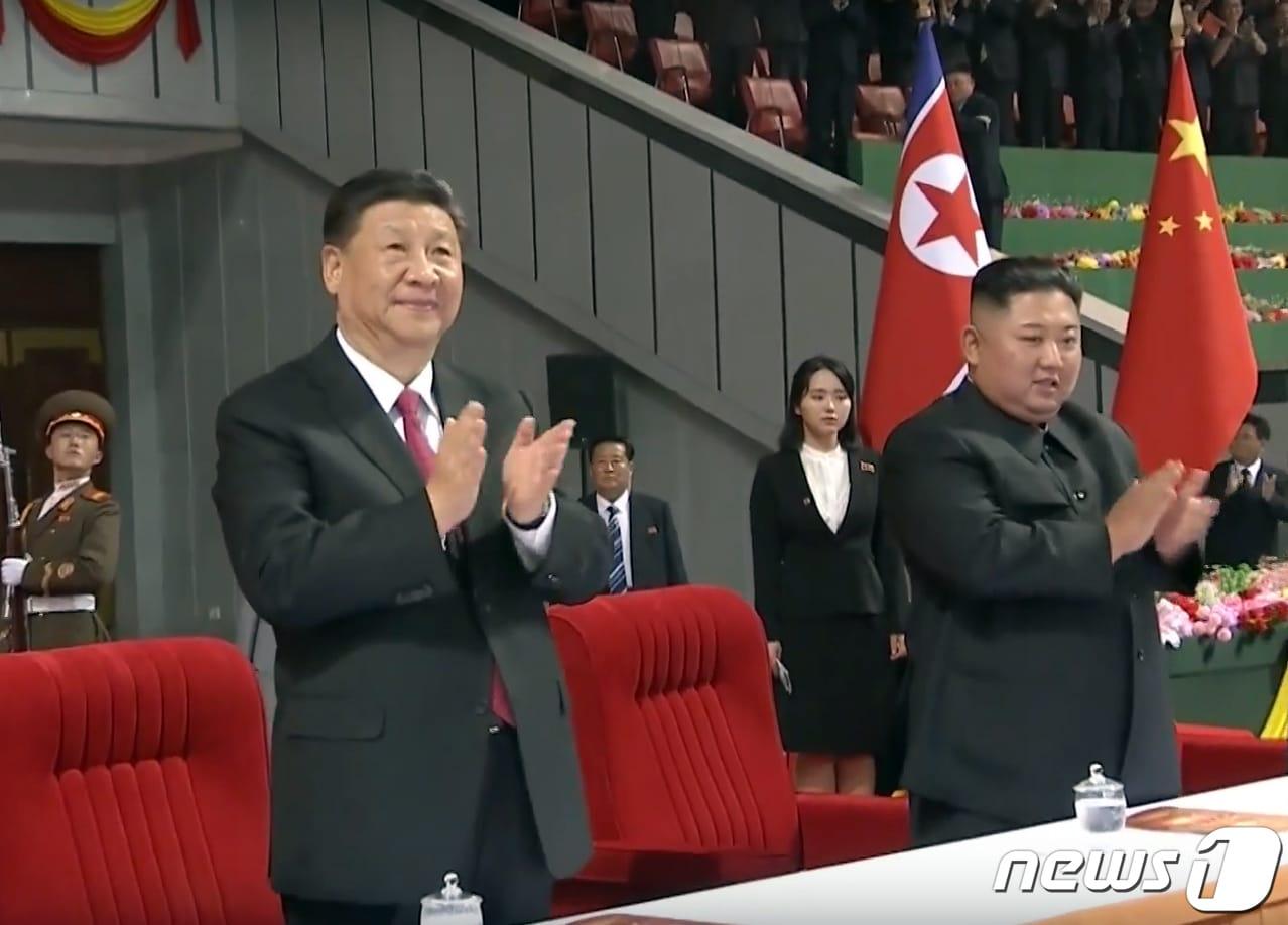 Kim Jong Un meets Xi Jinping in Beijing (2019.6.21) / News1
