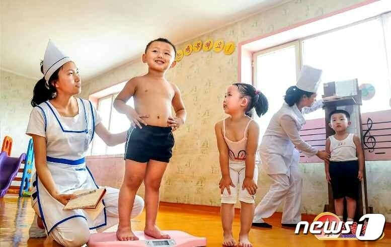 North Korea has touted 2022 as a year of great victory in which the country&#39;s national history was memorialized under the leadership of the Supreme Leader, saying, among other things, that the revolution is advancing and the country is growing stronger on the strength of the great party&#39;s love for posterity / Rodong Sinmun