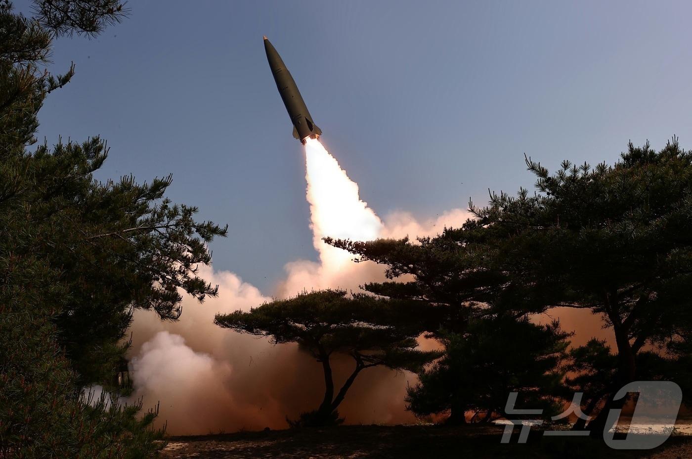 Footage of North Korea's short-range ballistic missile launch / Rodong Sinmun