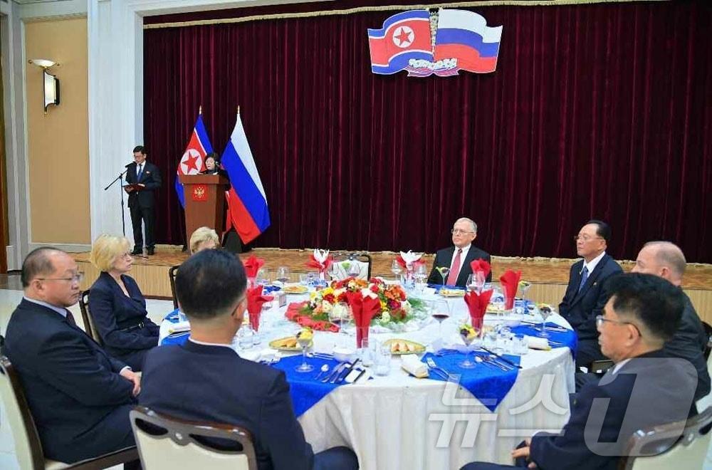 Russian Ambassador hosts commemorative banquet marking the 77th anniversary of North Korea-Russia diplomatic relations on October 16 last year / Rodong Sinmun