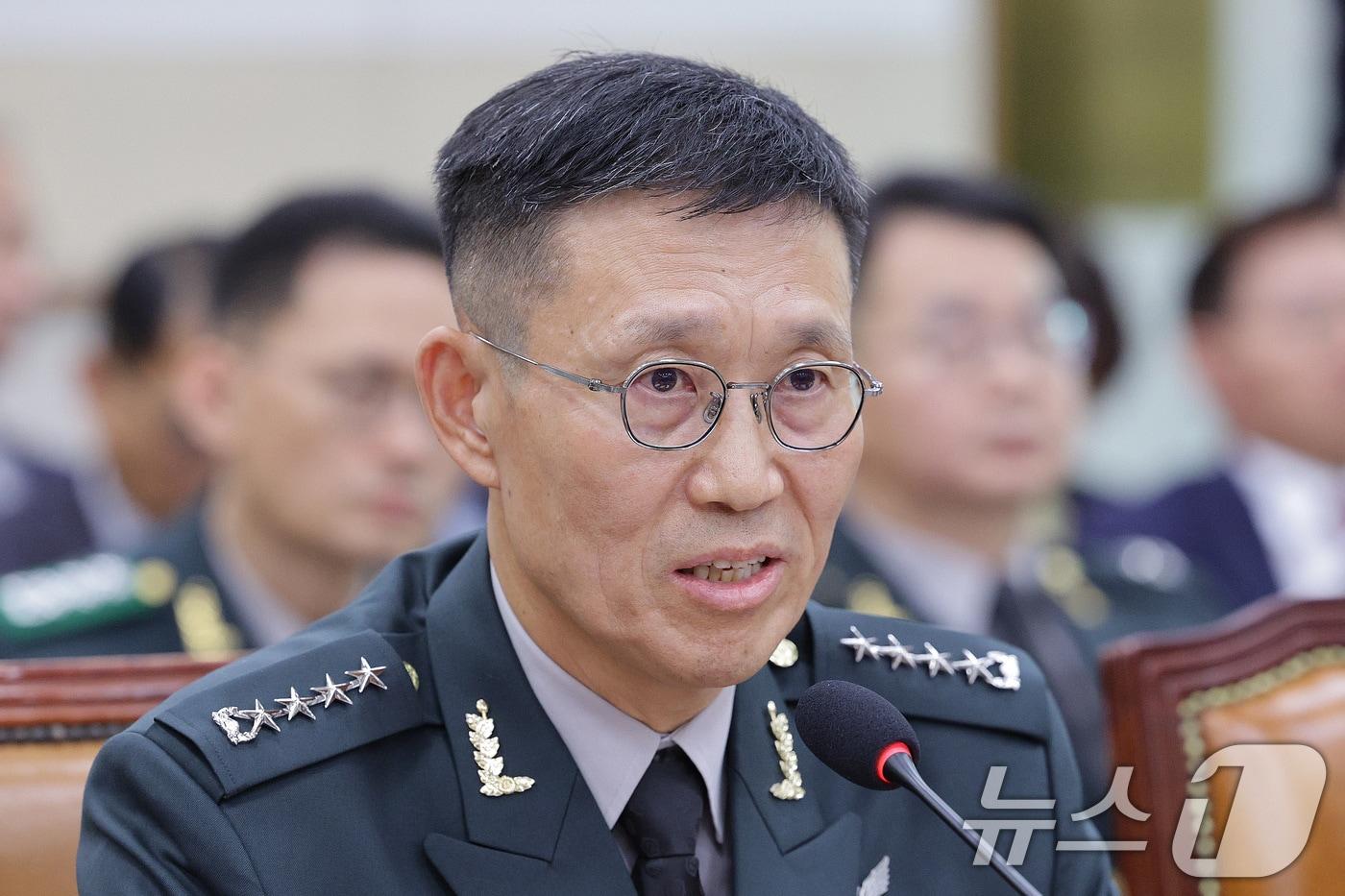 Army Chief of Staff Kim Kyu-ha answers lawmakers&#39; questions during a parliamentary audit of the military court system held at the National Assembly&#39;s Legislation and Judiciary Committee in Yeouido, Seoul, on October 17. 2025.10.17 / News1