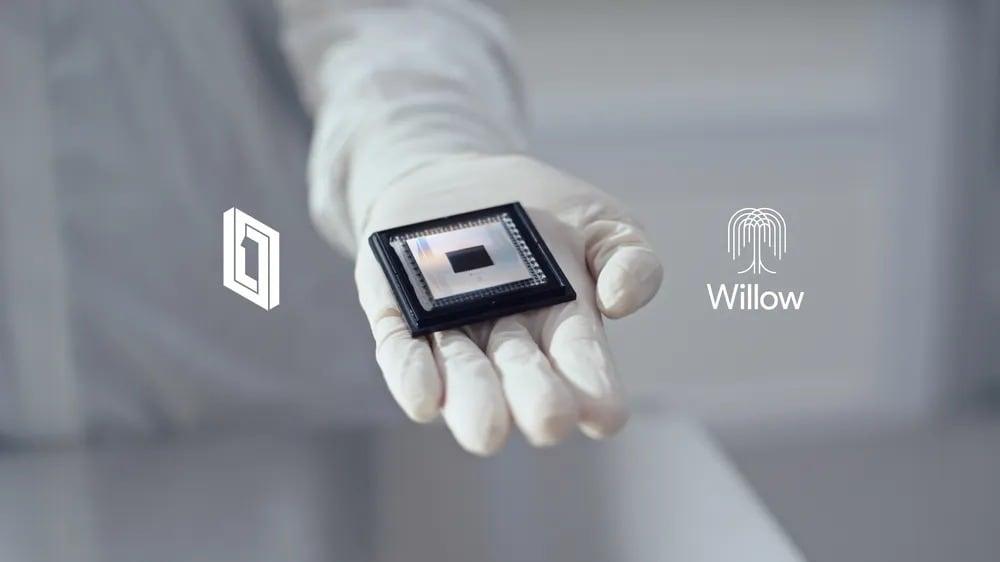 Google&#39;s quantum chip &#40;QPU&#41; Willow / Provided by Google