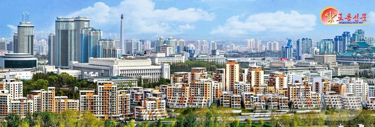The Rodong Sinmun, the official newspaper of North Korea&#39;s Workers&#39; Party, reported on Thursday that no country other than North Korea gives ordinary working people free housing built at a cost of tens of millions of money / Rodong Sinmun
