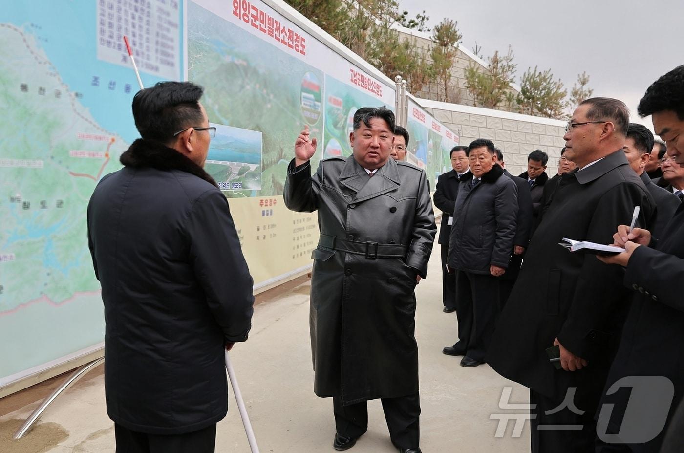 On November 20, Kim Jong Un, General Secretary of the Workers' Party of Korea, attended the completion ceremony for the Hoeyang County People's Power Plant in Kangwon Province and spoke with officials / Rodong Sinmun