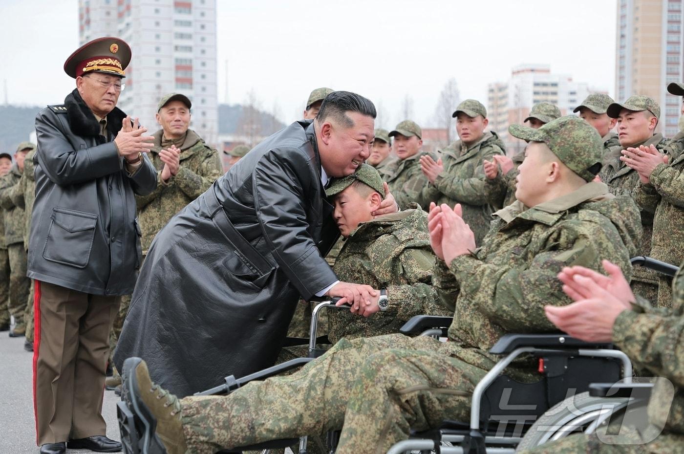 The Rodong Sinmun, the official newspaper of North Korea's Workers' Party, reported on December 13 that a grand welcome ceremony for the 528th Engineer Regiment, which had carried out the Party's combat orders in an overseas operational area and returned home, was held on December 12 at the April 25 Cultural Hall in the capital Pyongyang / Rodong Sinmun