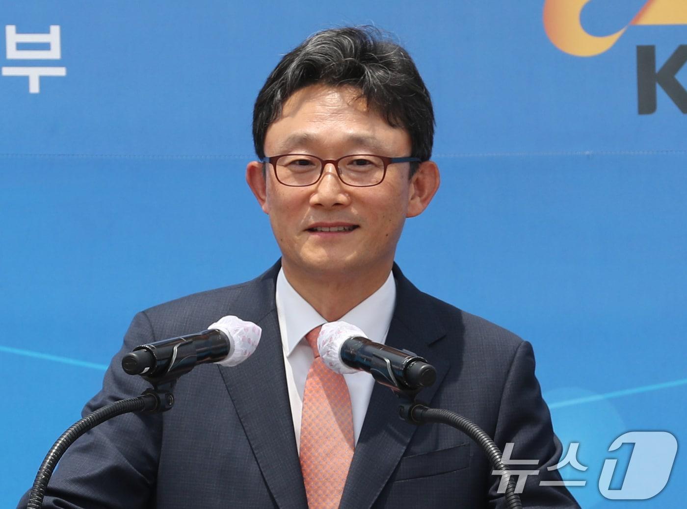 Park Yoon-young, KT’s New CEO 2025.12.16 / News1