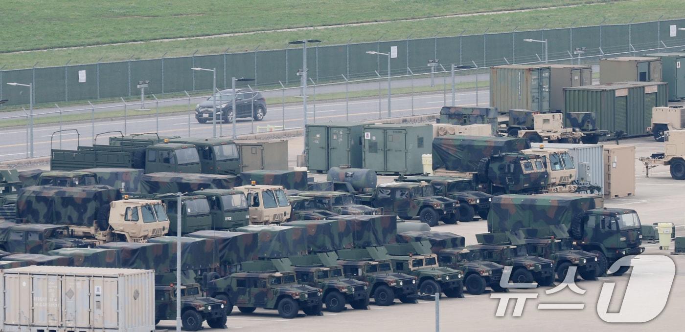 A military vehicle is seen parked at Camp Humphreys, a U.S. Army base in Pangseong-eup, Pyeongtaek-si, Gyeonggi-do, South Korea. 2025.5.23 © News1 By Kim Young Woon