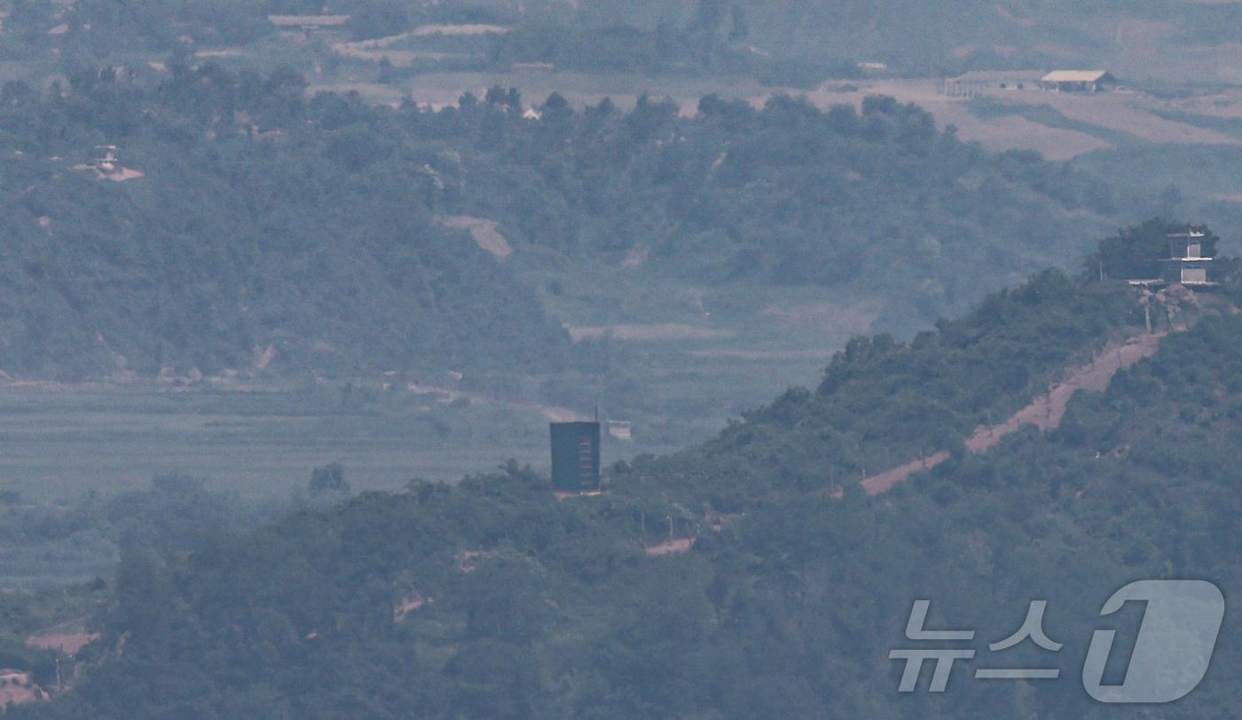 North Korean guard post and loudspeakers aimed at the South, as seen from the border area in Paju, Gyeonggi Province. 2025.6.12 / News1