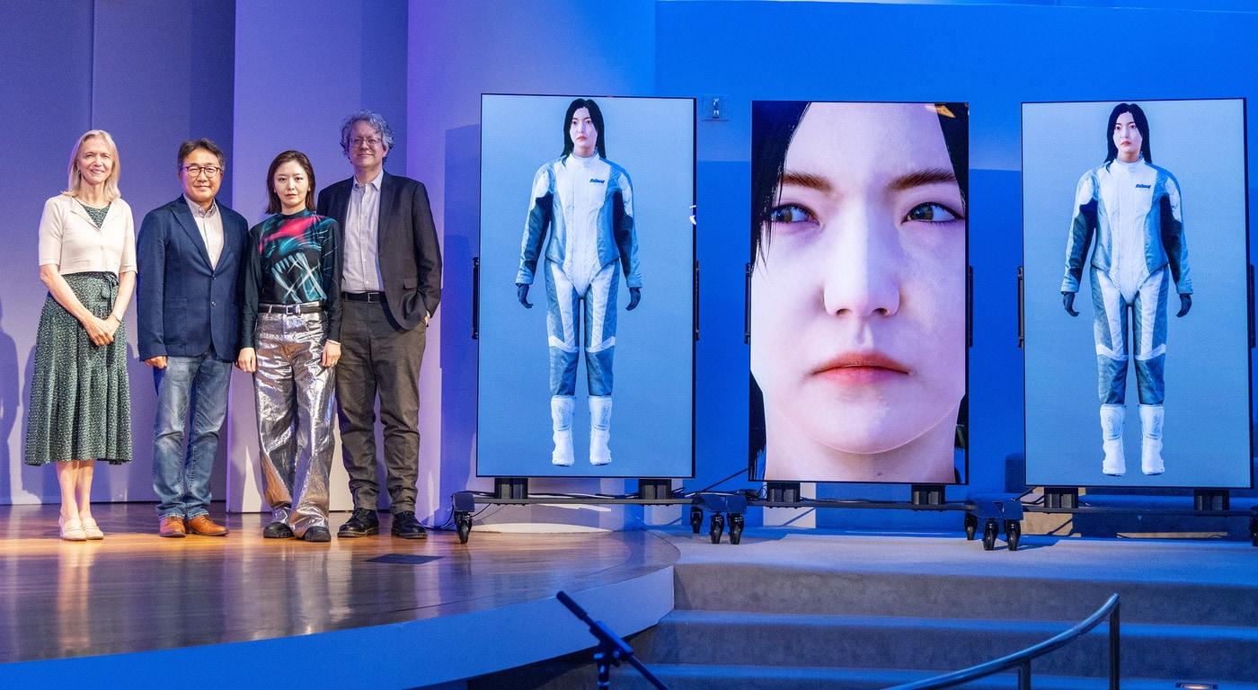 LG Electronics OLED TV served as digital canvases for world-renowned artists to bring their works of art to life at the Guggenheim Museum. Pictured are &#40;from left&#41; Mariët Westermann, Appointed Director and CEO of the Solomon R. Guggenheim Museum, Heo Cheol-ho, Managing Director of LG Electronics North America, artist Kim Ayoung, and Nat Trotman, Guggenheim Curator / Provided by LG Electronics