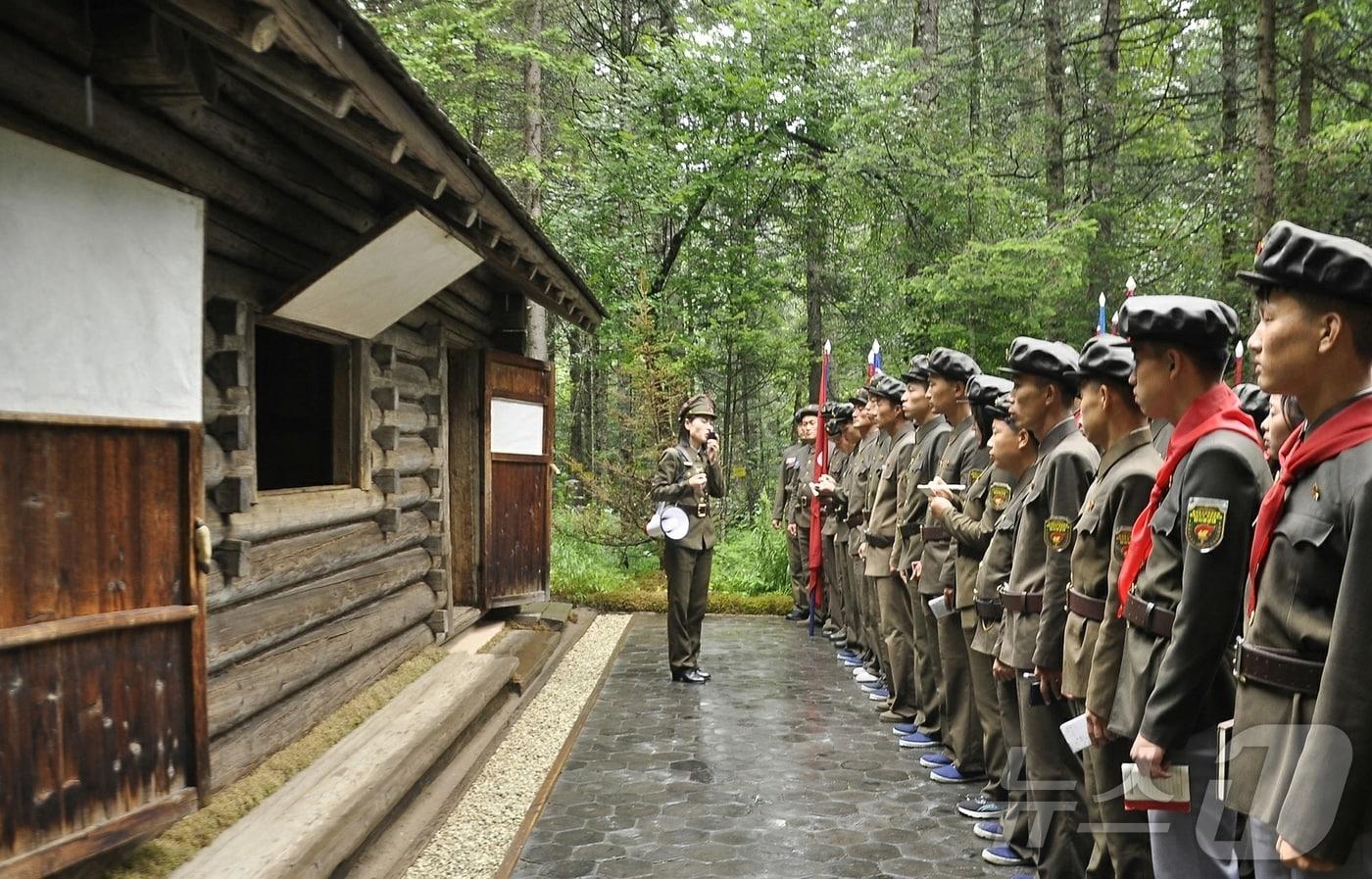 On Monday , the Rodong Sinmun, the official newspaper of the Workers&#39; Party of Korea, reported that youth and students across the country visited revolutionary historic sites in the Paektu Mountain region and held a rally / Rodong Sinmun