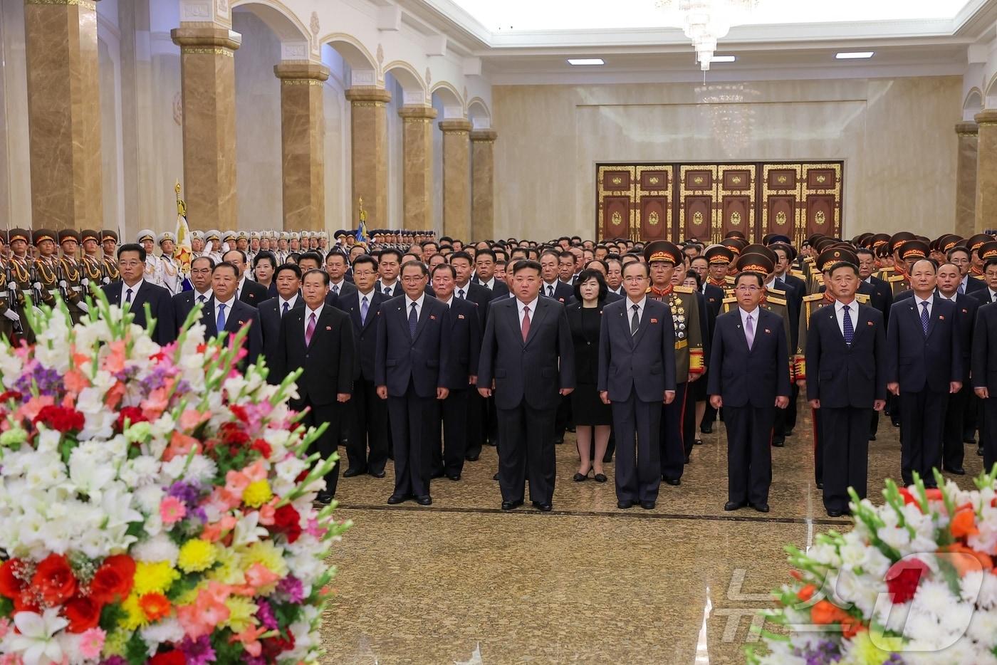On August 15, Kim Jong-un, General Secretary of the Workers' Party of Korea, visited the Kumsusan Palace of the Sun, where the bodies of Kim Il Sung and Kim Jong Il lie in state, to mark the 80th anniversary of the liberation of the homeland / Rodong Sinmun