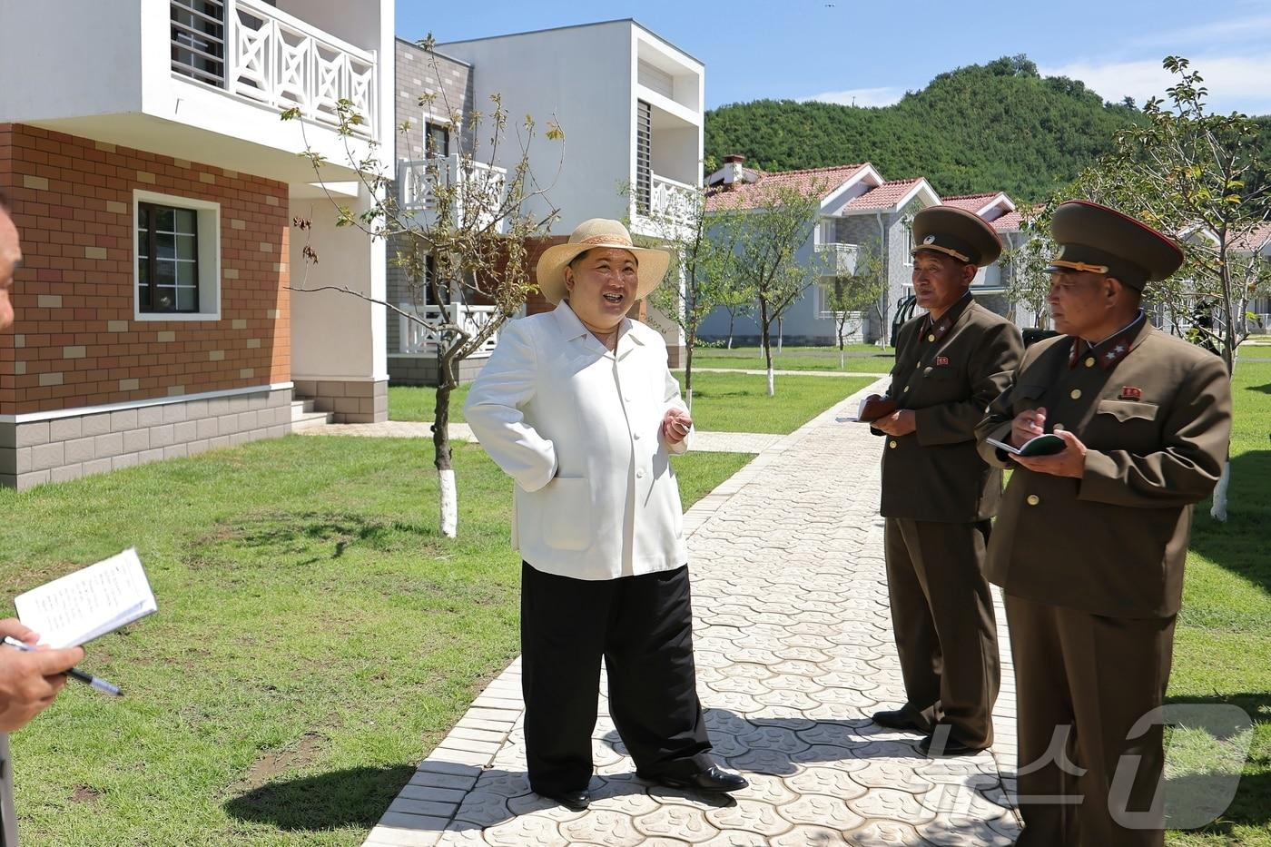 The Rodong Sinmun, the official newspaper of the Workers' Party of Korea, reported on Wednesday that the respected Comrade Kim Jong Un, General Secretary of the Workers' Party of Korea and Chairman of the State Affairs Commission of the Democratic People's Republic of Korea, inspected the Rakwon County Coastal Aquaculture Facility and the Fishing Village Cultural Housing District, which were completed on Tuesday / Rodong Sinmun