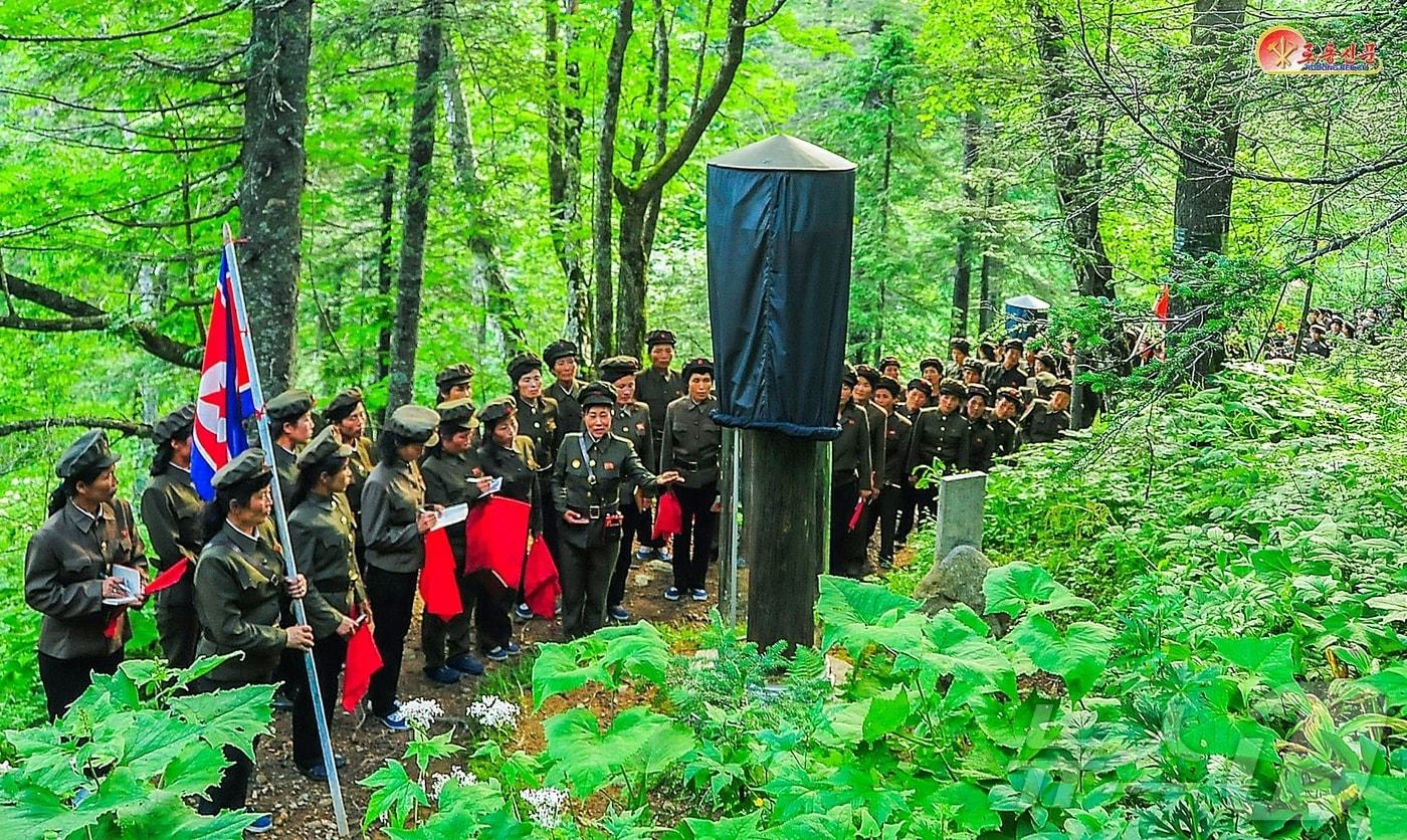 On August 3, the official newspaper of the Workers&#39; Party of Korea, Rodong Sinmun, reported that residents at the Rangrim Revolutionary Historic Site and Wagalbong Secret Camp were deeply imbued with the indomitable fighting spirit of the anti-Japanese revolutionary forefathers / Rodong Sinmun