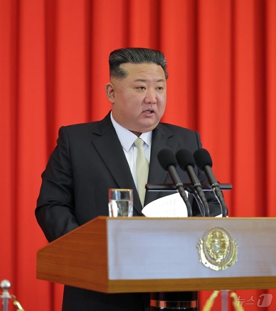 The Rodong Sinmun, the official newspaper of the Workers' Party of Korea, reported on September 10 that amid the fervent patriotism of the entire nation, who are wholeheartedly striving for the continuous prosperity and development of our country, boiling over even more intensely with the glorious month of September, the 77th and the Central Pledge Meeting commemorating the founding of the Democratic People's Republic of Korea were held at the Mansudae Assembly Hall on September 9. It reported that Respected Comrade Kim Jong Un attended the commemorative event / Rodong Sinmun
