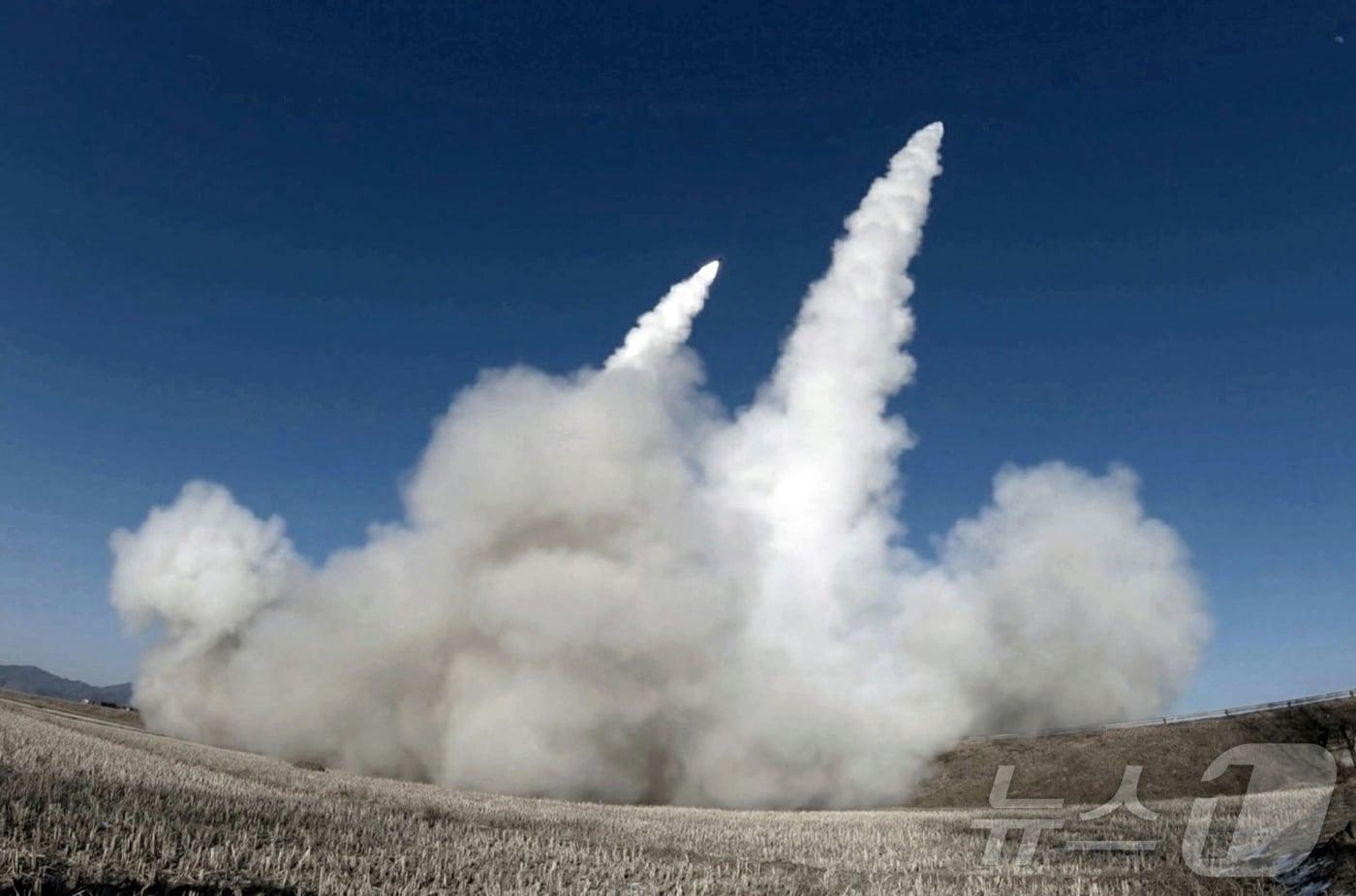 Footage of North Korea's missile launch / Rodong Sinmun