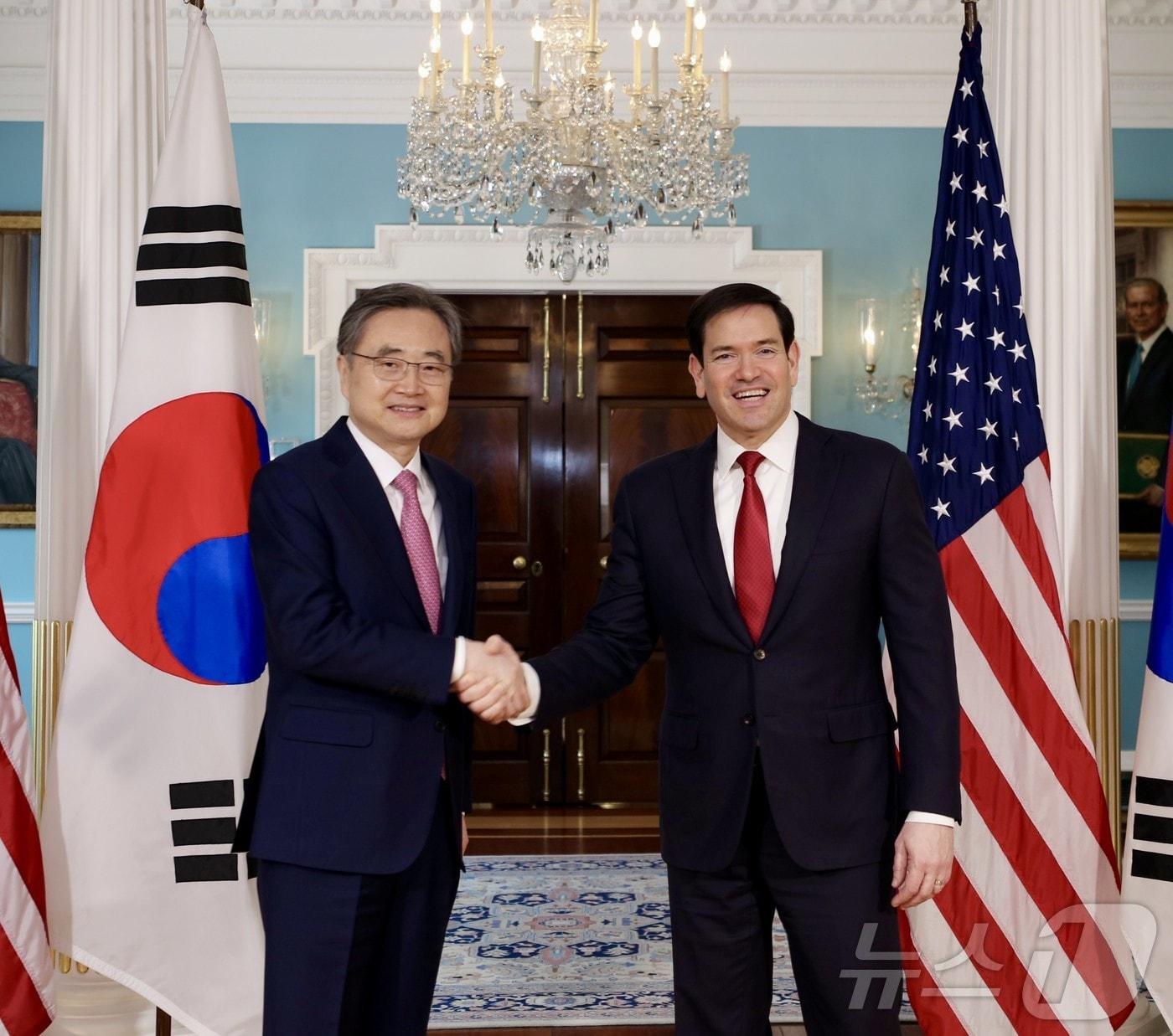 Foreign Minister Cho Hyun shakes hands with U.S. Secretary of State Marco Rubio prior to their bilateral meeting at the U.S. Department of State building in Washington, D.C., on Tuesday (Washington Correspondents' Pool) / News1