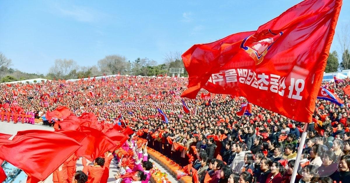 The Rodong Sinmun, the official newspaper of North Korea’s Workers’ Party, reported on March 22 that young people across the country have once again risen up with mountain-like enthusiasm in response to the great love and trust shown by the Respected General Secretary, who, from the high rostrum of the historic 9th Party Congress, highly praised the role of the proud younger generation in making the past five years a glorious new turning point for the country’s youth movement / Rodong Sinmun