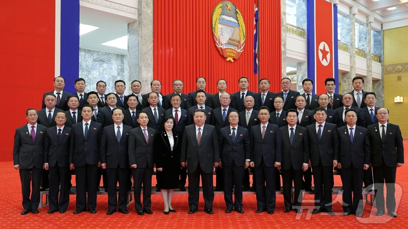 The Rodong Sinmun, the official newspaper of North Korea’s Workers’ Party, reported on Tuesday that Party General Secretary Kim Jong Un met with the newly appointed cabinet members and deputies at the Pyongyang Assembly Hall the previous day to offer them encouragement / Rodong Sinmun