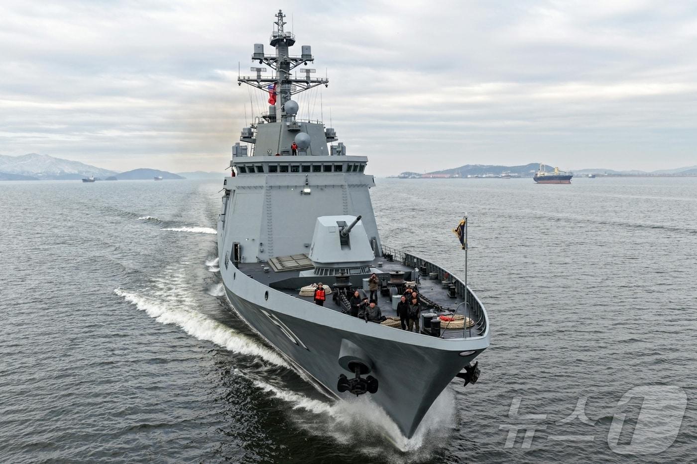 The Rodong Sinmun, the official newspaper of North Korea's Workers' Party, reported on Thursday that Comrade Kim Jong Un visited the destroyer Choe Hyon Ho on Tuesday and Wednesday, and reviewed the combat and political training status of the ship's division and the ongoing process of evaluating the ship's operational capability ahead of its commissioning / Rodong Sinmun