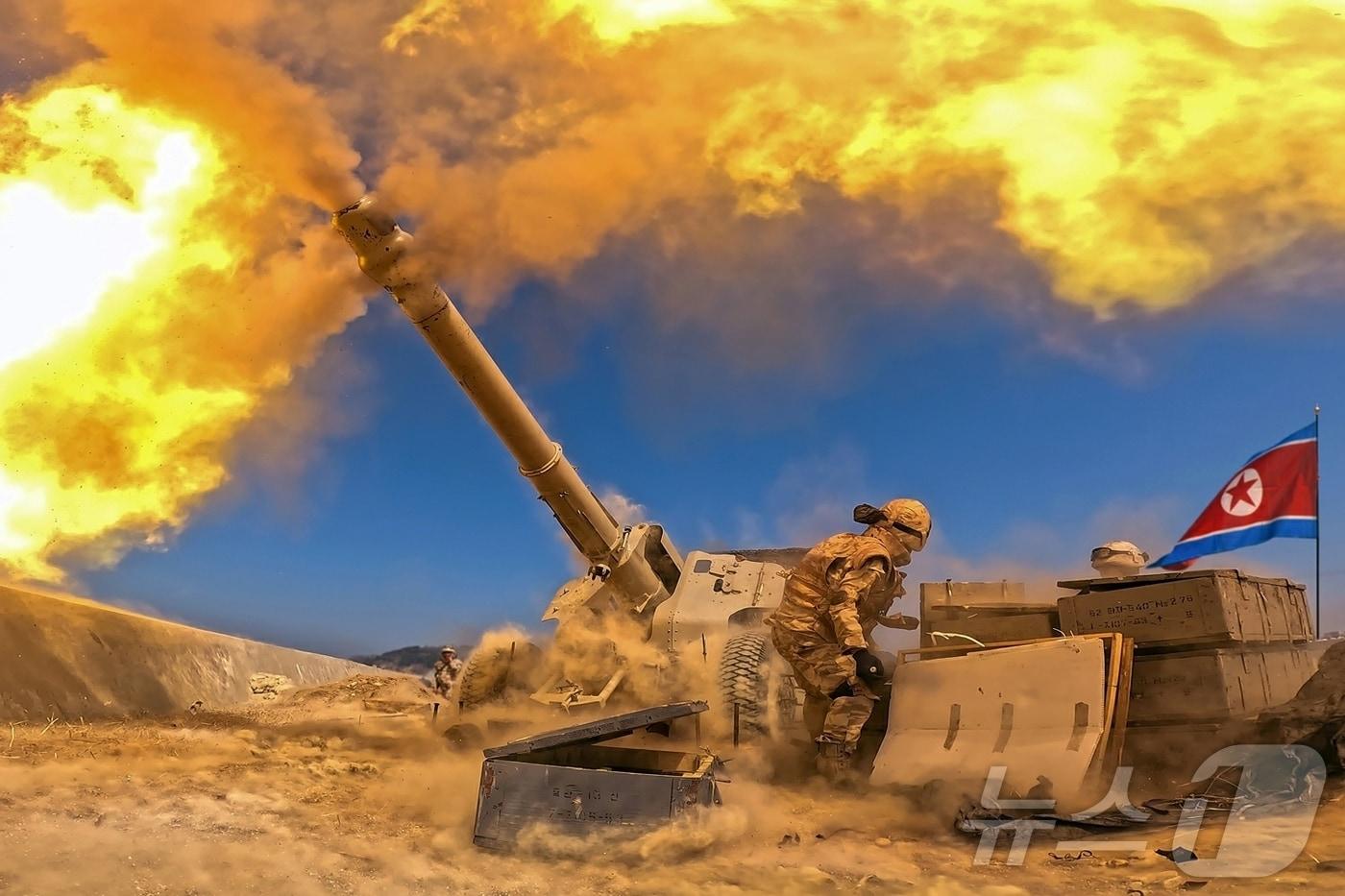 The Rodong Sinmun, the official newspaper of North Korea’s Workers’ Party, reported on Thursday that Comrade Kim Jong Un observed an artillery firing competition among artillery units under the Western District Grand Combined Forces of the Korean People’s Army, which he had organized to mark the Day of the Sun on Wednesday / Rodong Sinmun