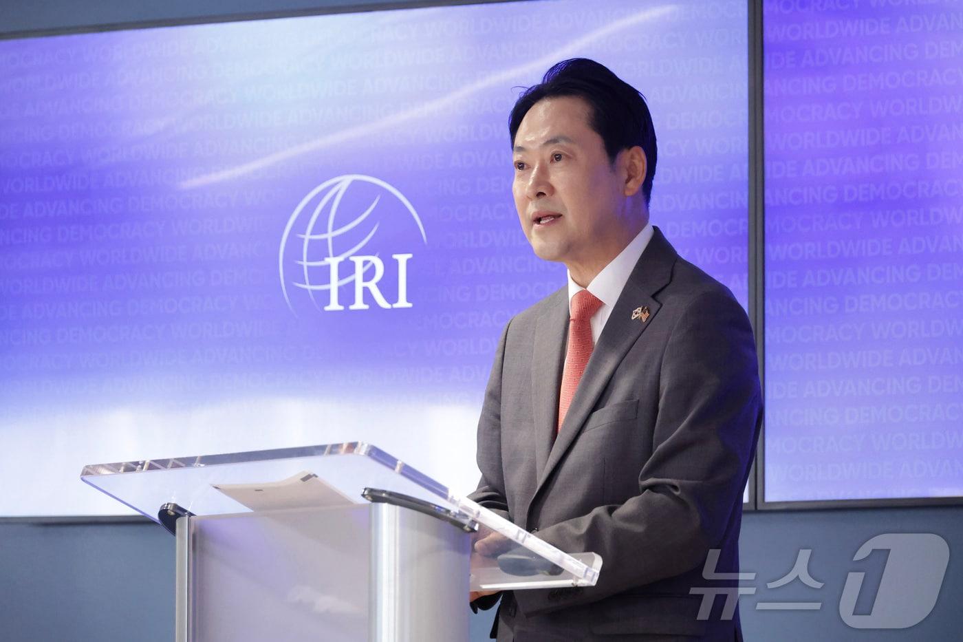 People Power Party leader Jang Dong-hyuk, who is currently visiting the U.S., is delivering a speech at the International Republican Institute on Wednesday (Provided by the People Power Party) 2026.4.16 / News1