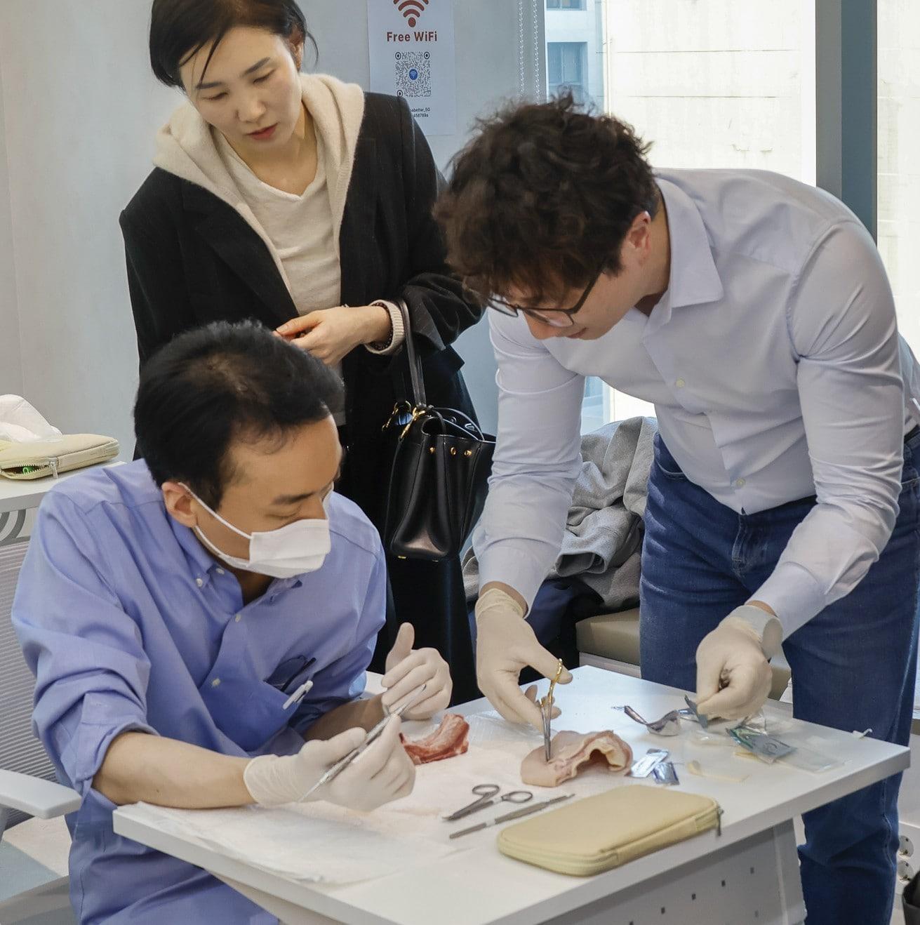 Scene from the ExcelOs Inject Hands-On Seminar / Provided by CGBIO