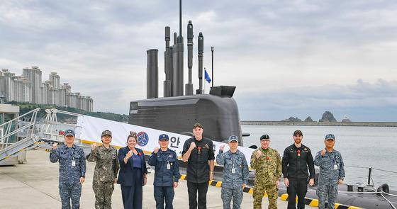 Canada's perception of North Korea has changed... A "middle power network" must be formed to catch the "60 trillion won submarine."