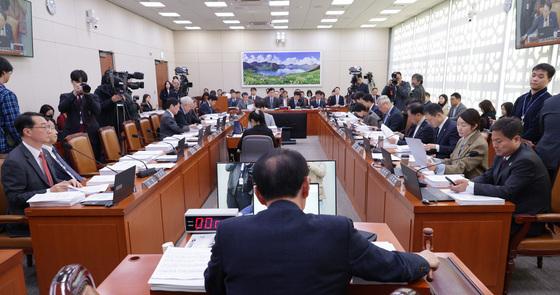 Foreign Affairs Committee Approves Budget to Scrap 'North Korean Human Rights Center' and Establish 'Korean Peninsula Peace Center'