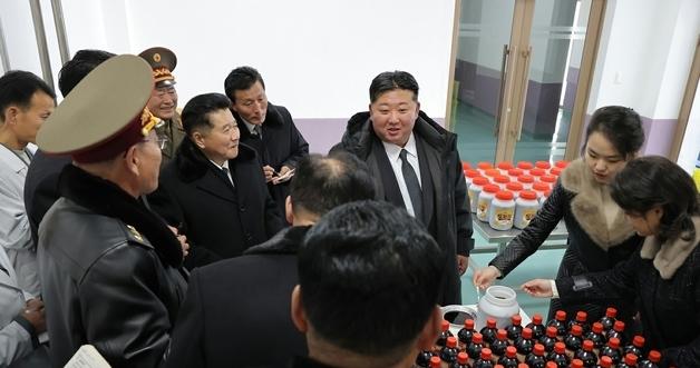 KIM JONG UN ATTENDS COMPLETION CEREMONY OF SINPO LOCAL FACTORIES, DRIVING NATIONAL LIGHT INDUSTRY DEVELOPMENT