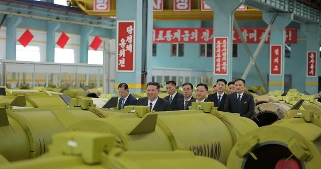 [Daily North Korea] Kim Jong-un Inspects Munitions Plants To Monitor Missile And Shell Production Escalating Global Tension Through Offensive Military Build-up