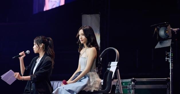 Inside BLACKPINK JISOO’s Solo Debut Tour—What Fans Are Loving