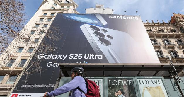 Samsung Galaxy S25 Ultra Tops Smartphone Rankings in Consumer Reports