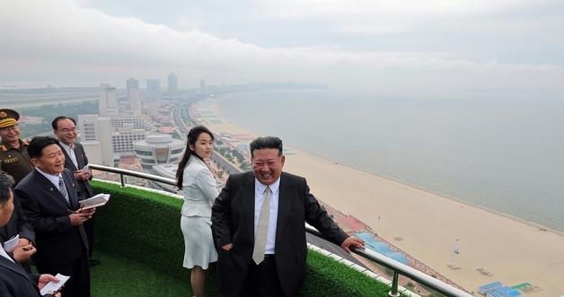 North Korea Bets on Tourism, but Openness May Risk Regime Stability