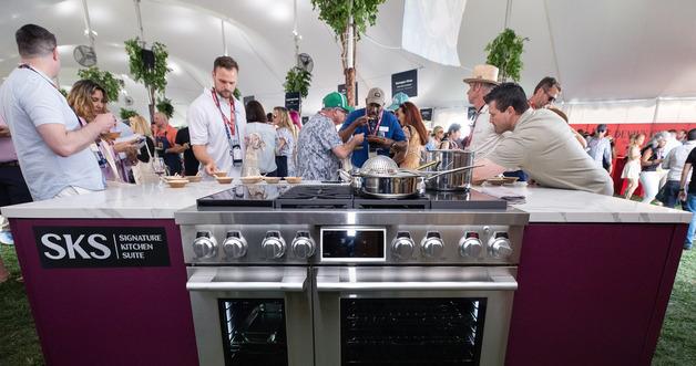 Ovens That Think: LG’s SKS Turns Up the Heat on High-End Kitchens