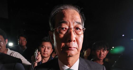 Special Prosecutor Investigates Former PM Han Duck-soo for Alleged Perjury in Martial Law Case