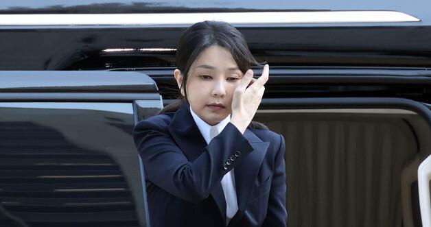 Former First Lady Kim Keon Hee Appears in Court for Detention Warrant Hearing