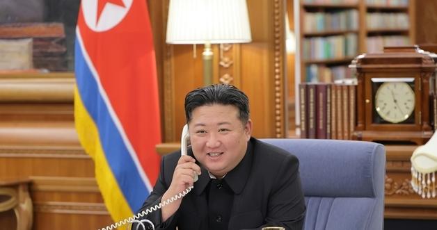 Kim Jong Un, Putin Hold Phone Talks Ahead of U.S.-Russia Summit