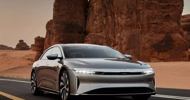 Samsung SDI-Powered Lucid Air GT Sets World Record for Longest EV Range