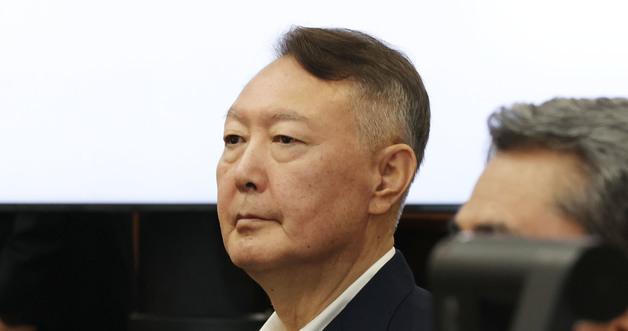 South Korea’s Special Counsel Charges Ex-Leaders With Treason and Abuse of Power