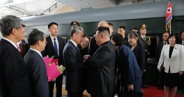 China Reopens North Korea Trains Ahead of Trump-Xi Summit