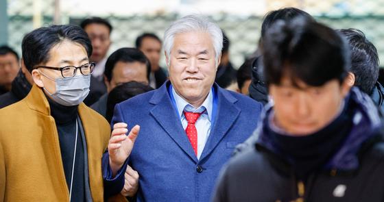 "Delusions of Grandeur" Out-on-Bail Pastor Claims Trump is a Phone Call Away and Korea is His Prize