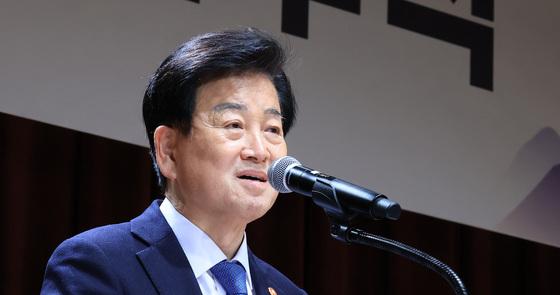 Chung Dong Young, Calls North Korea is Democratic People's Republic Country..."Respect the Regime"