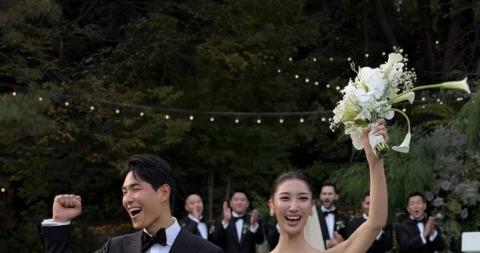 EJAE and Sam Kim's Dream Wedding: A Celebration of Love and K-Pop at Stage 28