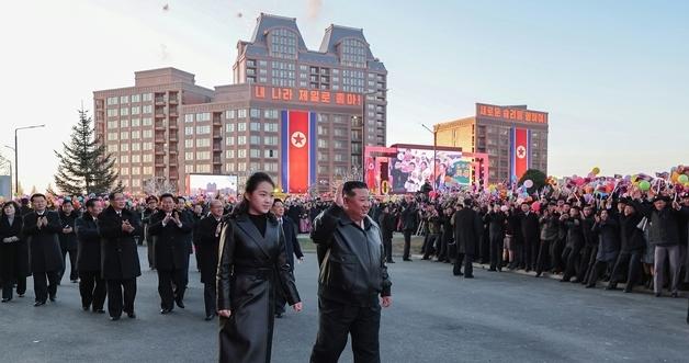 BREAD OR BRICKS? : Why Kim Jong Un Is Spending Billions On Empty Skyscraper Shells While His People Starve