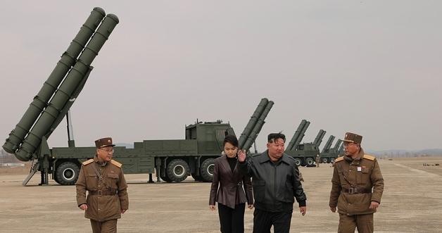Kim Jong Un Watches Rocket Drill With Daughter, Warns of ‘Tactical Nuclear’ Power
