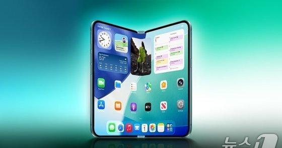 Apple's iPhone Fold vs. Samsung Galaxy: Who Will Dominate the 2026 Foldable Smartphone Market?