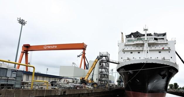 Hanwha's Bold Move: South Korean Defense Firms Join U.S. Navy's Next-Gen Support Ship Project