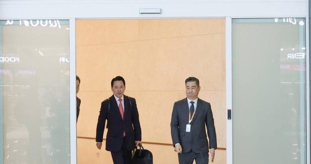 South Korean Ruling Party Leader Jang Dong-hyuk Departs for U.S., Citing ‘Defense of Freedom’