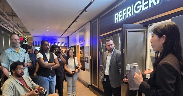 How Samsung's 2026 Bespoke AI Refrigerator Transforms Food Management: A Complete Guide