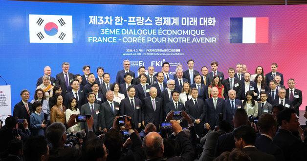 Thank You, Donald! The Global Unity Built on American Greed